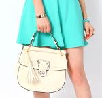 หมดค่ะ กระเป๋าAxixi รุ่น 10249ivกระเป๋าสไตล์เกาหลี เรานำเข้าของแท้ค่ะ งานสวย มีให้เลือก 3  สีค่ะ